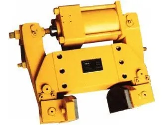 大型起重機夾輪器功能有哪些