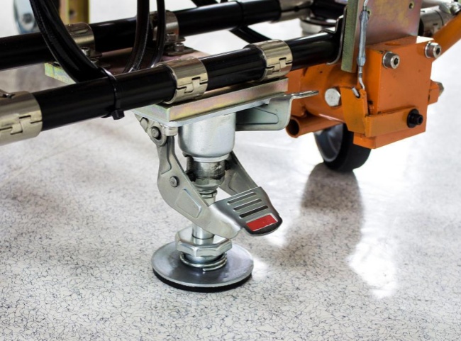 接地小車與接地刀閘的差異解析